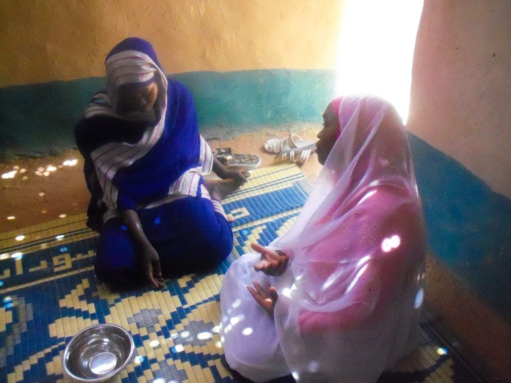 Manahil, a GOAL supported midwife visits an expectant mother in her home in the community in Sudan. Manahil is a graduate of he Health Sciences College in El Fasher 2019