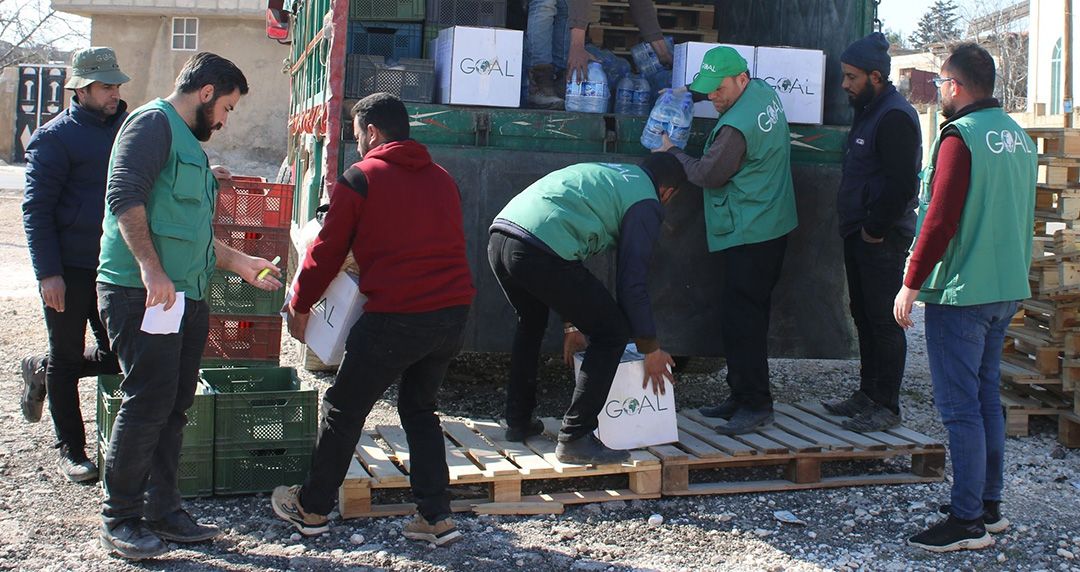 GOAL teams delivering lifesaving aid to Syrian communities following the 2023 earthquakes.