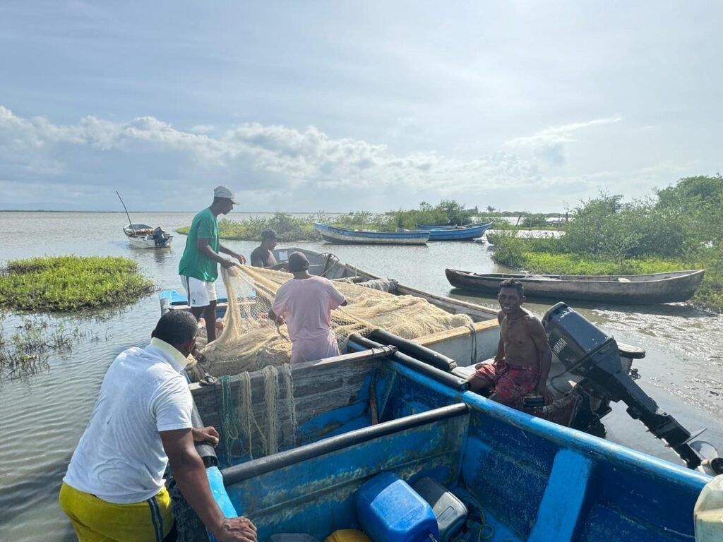 ICSP programme participants offer youth a legal and sustainable alternative to violence; this has become the mission of La Guajira’s fishers.